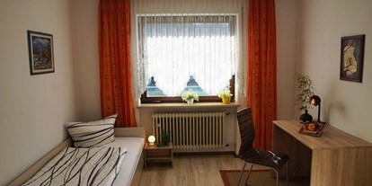 Monteurwohnung - Ingolstadt - Schlafzimmer Einzelbetten FeWo 1 - Ferienhaus Göbel