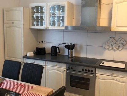 Monteurwohnung - Zimmertyp: Doppelzimmer - Detailfoto ( Küche ) einer 3 Raum Wohnung . Stadtteil Lehe ( Leher Bahnhof )  - Cityhome Bremerhaven